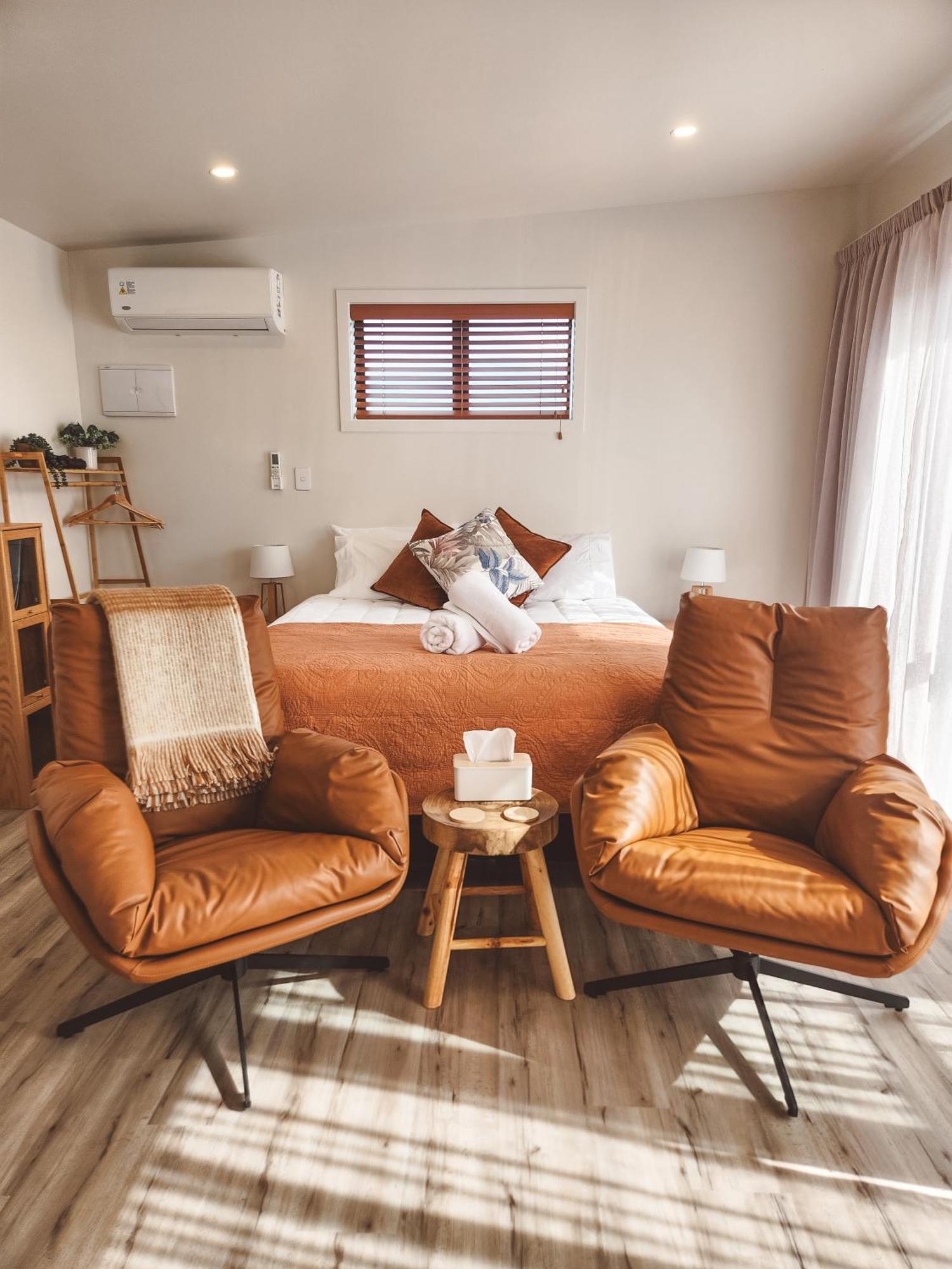 Kawatiri Palms Hotel Уестпорт Екстериор снимка